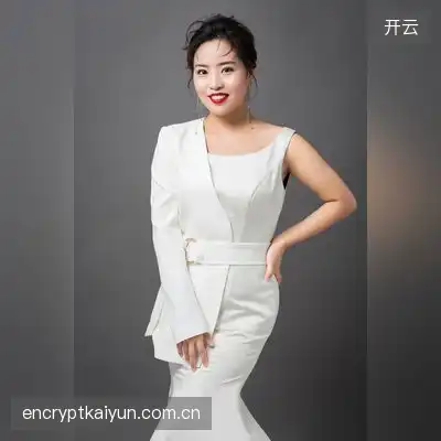 秦明霞